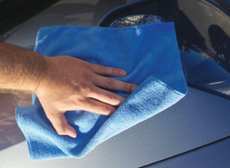 Microfibre cloth drying vehicle body